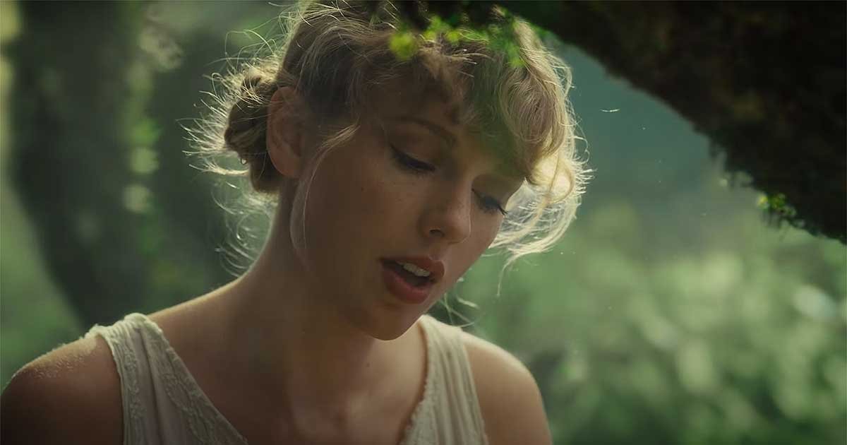 yt 2.jpg?resize=1200,630 - Taylor Swift’s Surprise Album “Folklore” Has Sold 1.3 Million Copies In 24 Hours