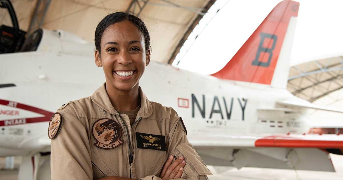 200717 n ou681 1014.jpg?resize=412,232 - US Navy’s First Black Female Tactical Air Pilot Receives Her “Wings Of Gold”