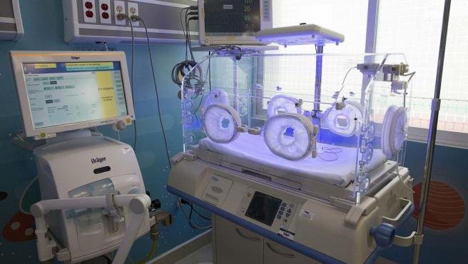 Imagen de una incubadora neonatal.