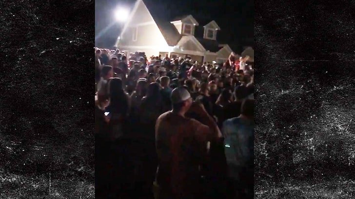 UNG Students Flood the Streets & Party Before School Starts