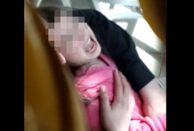 VIDEO Captan a sujeto abusando de niña de 3 años en restaurante |  Municipios Puebla | Noticias del estado de Puebla