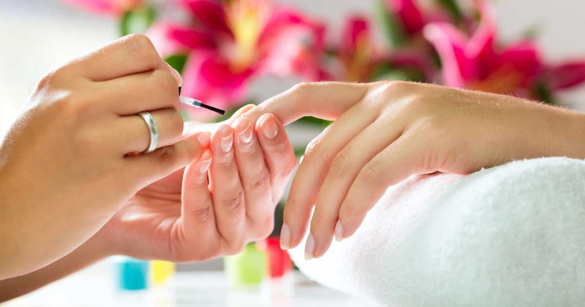 8b9d3255 shutterstock 113068372 xxxlarge 2x 1080x675.jpg?resize=412,232 - Woman Showed Up For A Nail Salon Appointment 2 Days After Testing Positive For Coronavirus