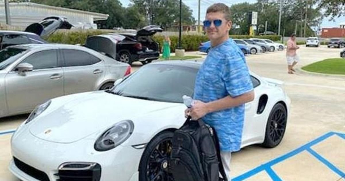 car5.jpg?resize=412,232 - Man Buys A $140,000 Porsche With Fake Check Printed From His Computer