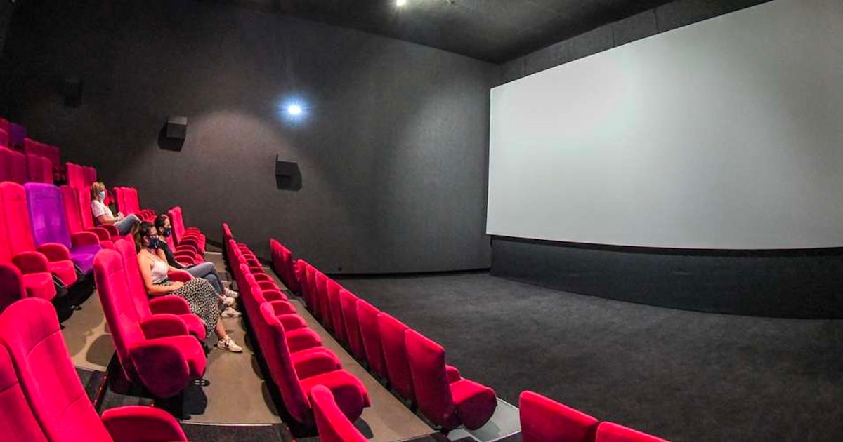 cinema.png?resize=1200,630 - Salles de spectacle et cinémas : la distanciation sociale est remplacée par le port du masque obligatoire