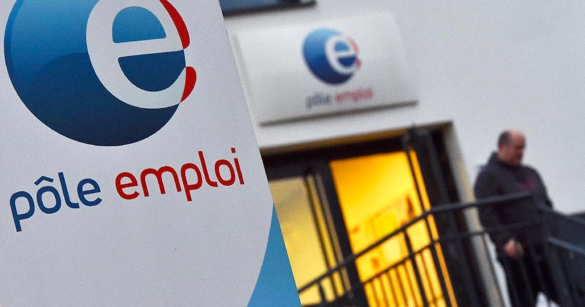 emploi.png?resize=412,232 - Selon l’Insee, l’emploi salarié a reculé de 2,5% sur un an soit une destruction de 480.000 emplois