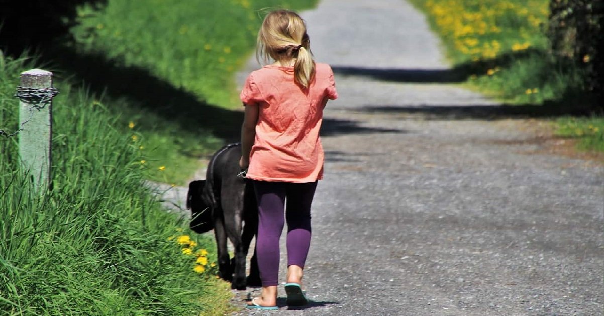 fillette.jpg?resize=412,275 - Loire: une petite fille de trois ans s'est échappé de chez elle et a passé la nuit dans la rue