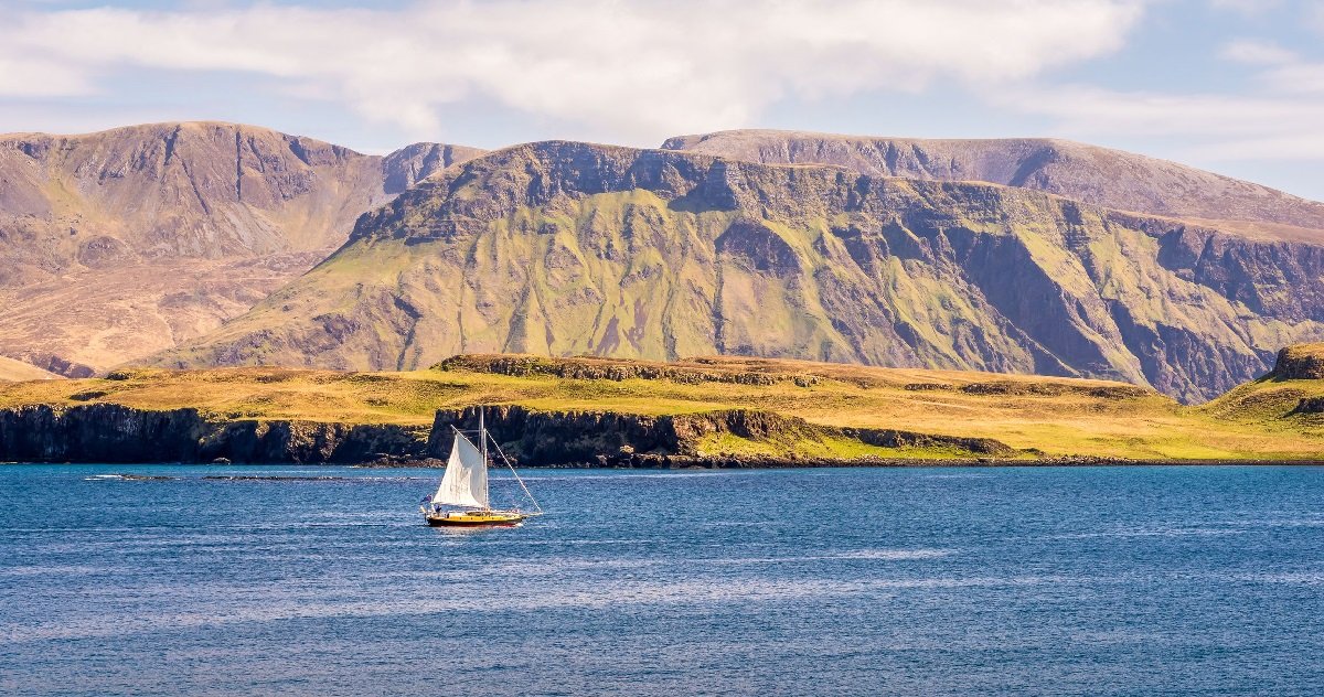 ile.jpg?resize=412,275 - Si vous voulez changer de vie, une petite île d'Écosse cherche de nouveaux habitants