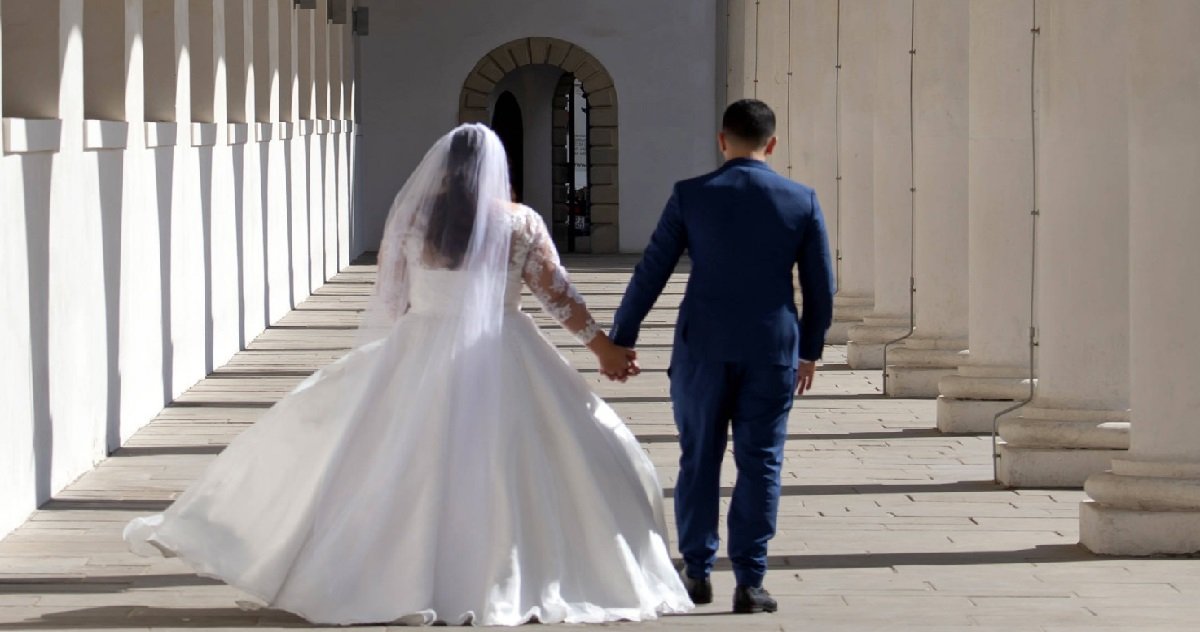 mariage.jpg?resize=412,275 - Sarthe: après un mariage, 80 personnes ont été contaminées par le coronavirus