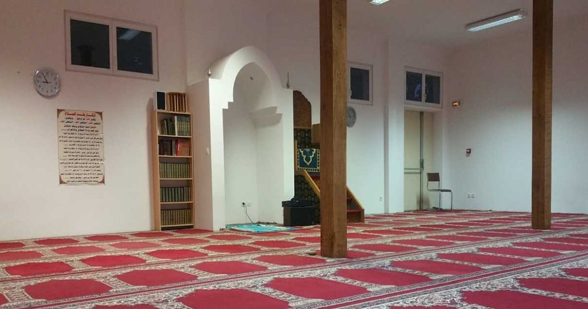 mosquee 1.jpg?resize=412,275 - Lyon: un nouvel incendie d'origine criminel dans une mosquée