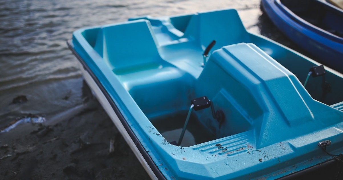 pedalo.jpg?resize=1200,630 - Vosges: un jeune homme meurt après avoir chuté de son pédalo