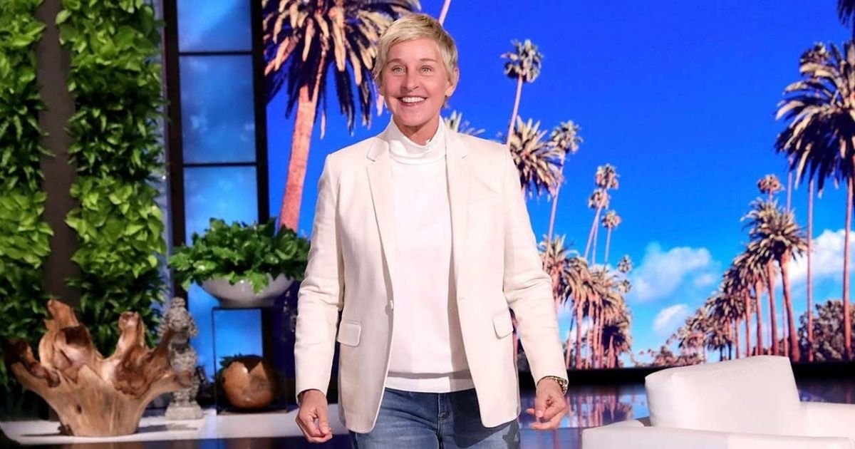 ellen6.jpg?resize=412,275 - Ellen DeGeneres Starts New Season With Apology And Addresses Toxic Workplace Allegations