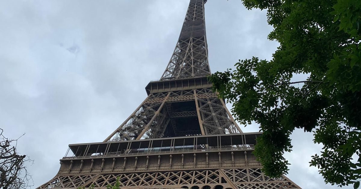 france bleu 1 e1600861909140.jpg?resize=1200,630 - Alerte à la bombe : La Tour Eiffel a été évacuée