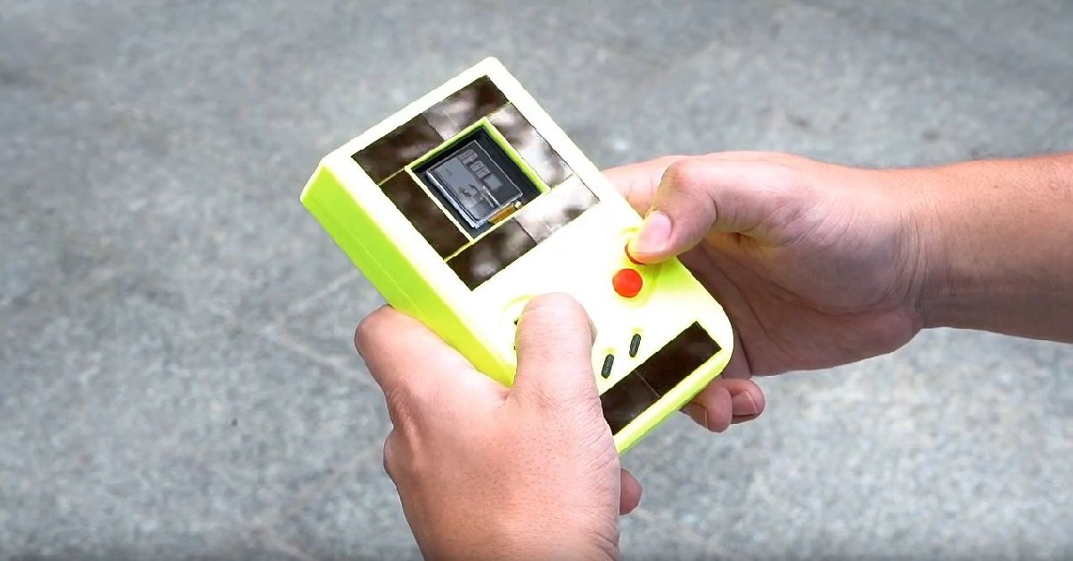 gb.jpg?resize=412,275 - Nintendo: découvrez cette Game Boy qui marche sans piles et sans batterie