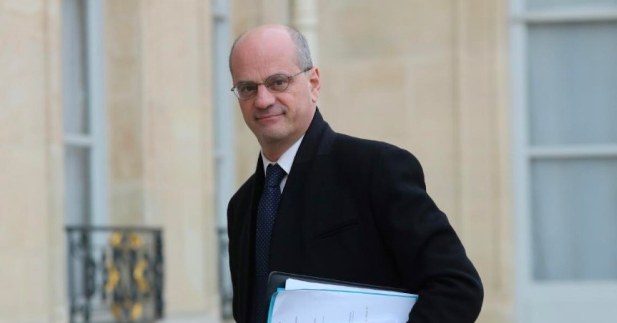 jm blanquer.png?resize=412,232 - Jean-Michel Blanquer estime que l’on doit s’habiller de «façon républicaine» à l’école