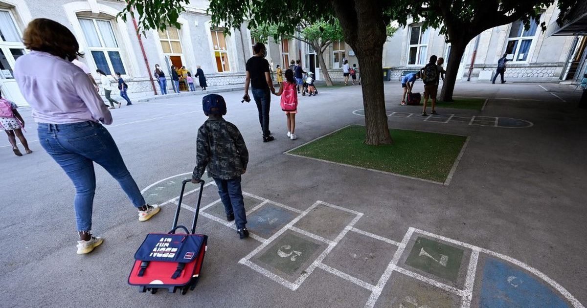 les echos 1 e1600686589599.jpg?resize=1200,630 - Le protocole sanitaire va s'assouplir dans les écoles à partir de ce mardi