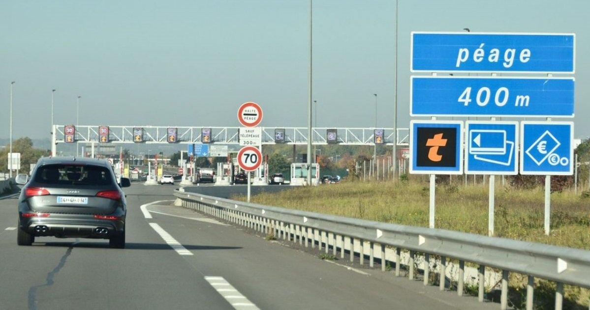 peage.jpg?resize=412,232 - Autoroutes: vers un changement du prix des péages ?