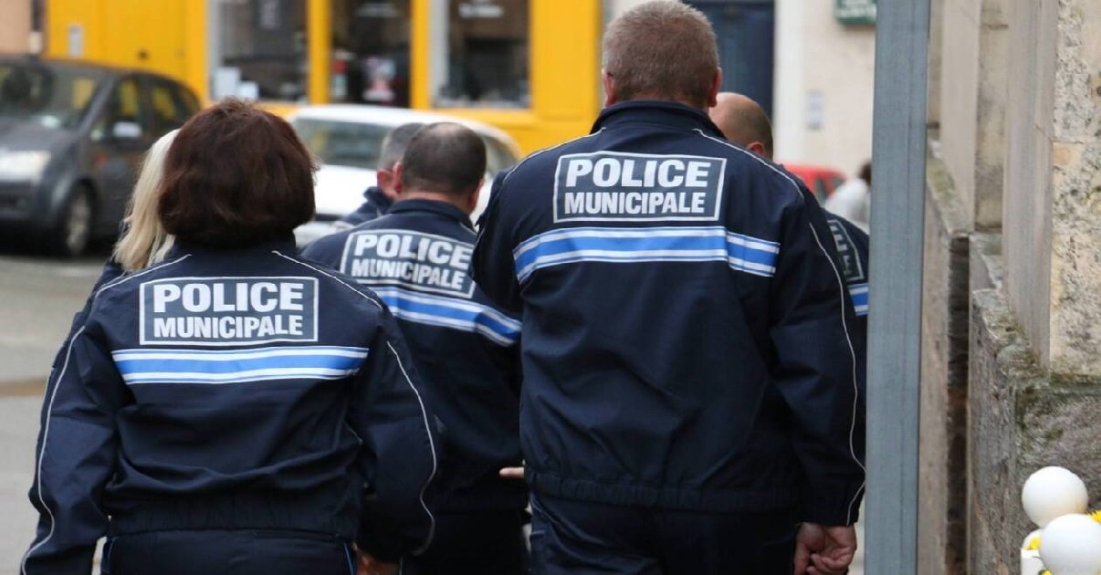 police 4.jpg?resize=1200,630 - Saint-Denis: pour lutter contre l'insécurité les policiers municipaux seront bientôt armés