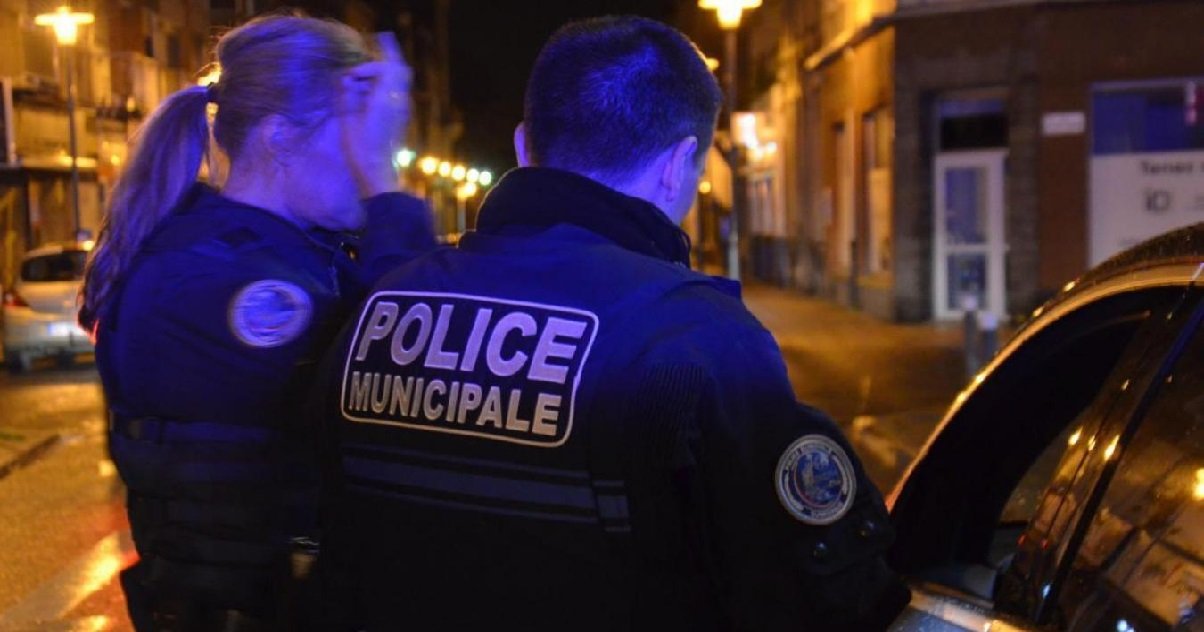 police 7.jpg?resize=412,275 - Hérault: une voiture a foncé sur quatre personnes assises sur un banc