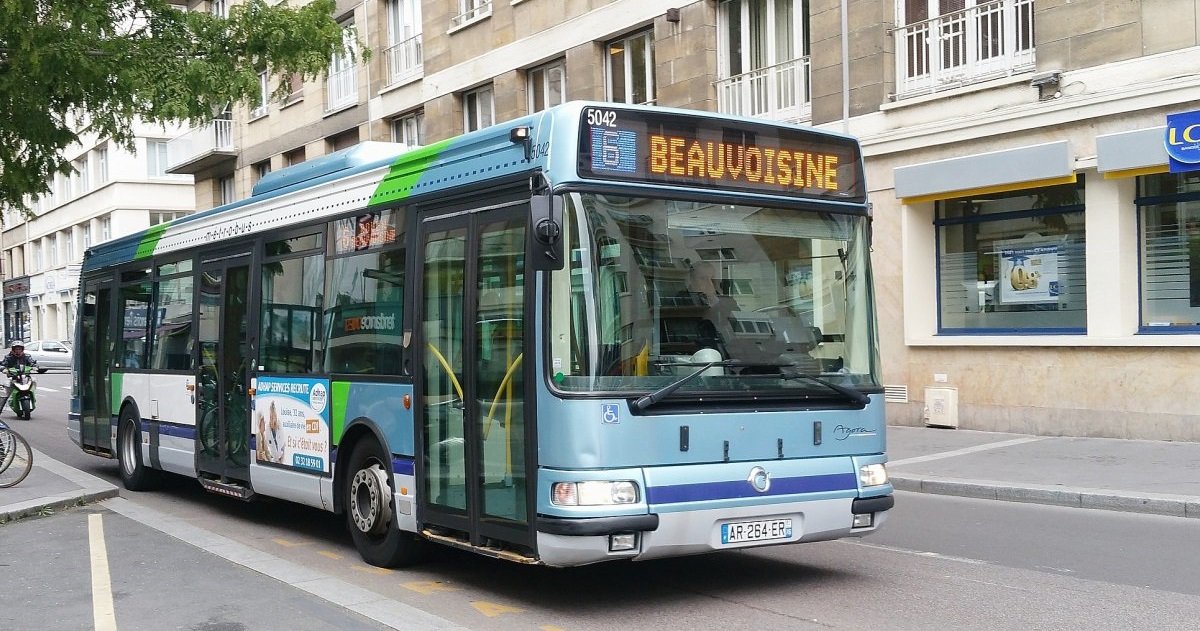 rouen.jpg?resize=412,275 - Rouen: trois mineurs mis en examen après l'agression d'un chauffeur de bus