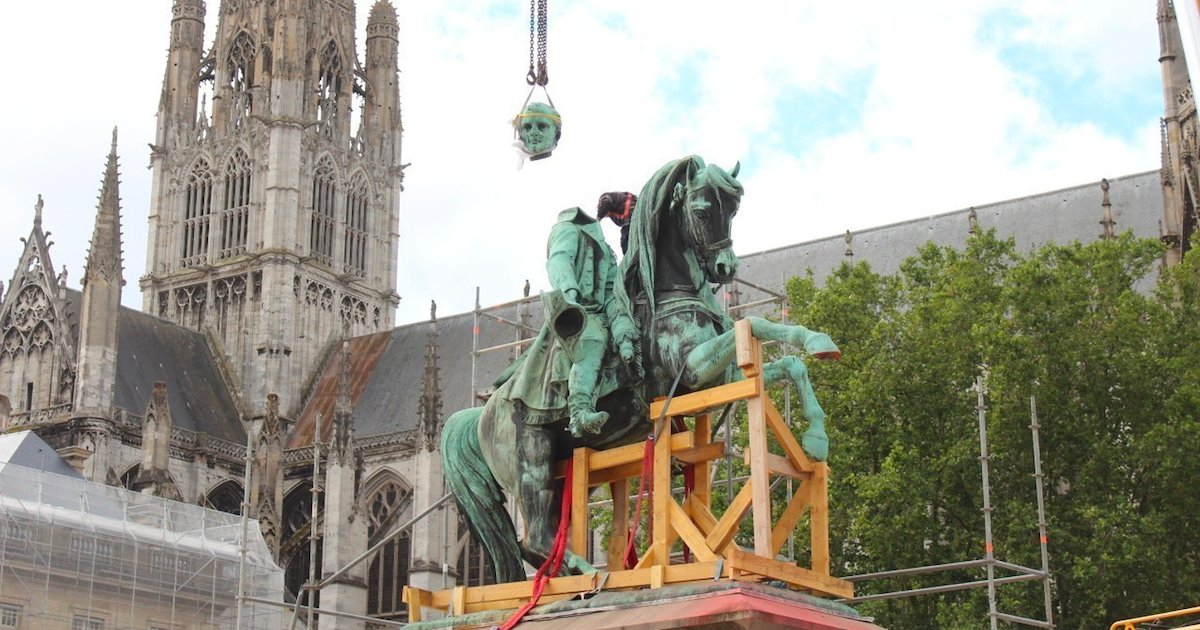 statue napoleon.png?resize=1200,630 - Le maire de Rouen souhaite remplacer la statue de Napoléon par une figure féminine
