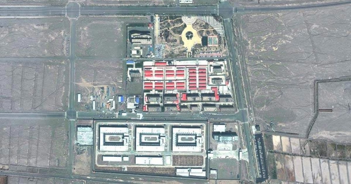 uighur camp e1600984814736.jpg?resize=1200,630 - La Chine aurait construit au moins 380 camps d'internement
