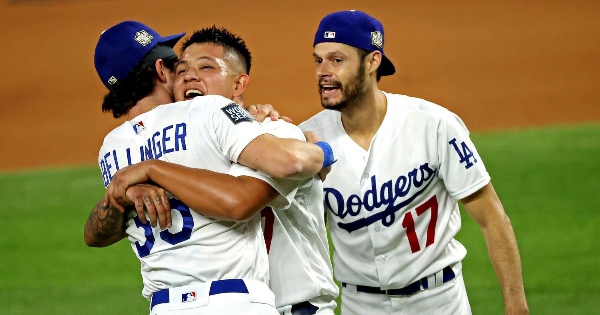 3 96.jpg?resize=412,275 - L.A Dodgers Won World Series For The First Time Since 1988