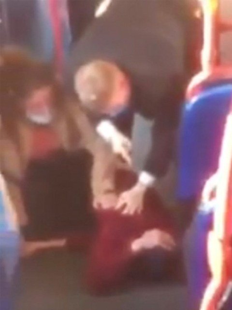 Man kicks girl, 16, on bus after shouting at her for not wearing mask | Metro News