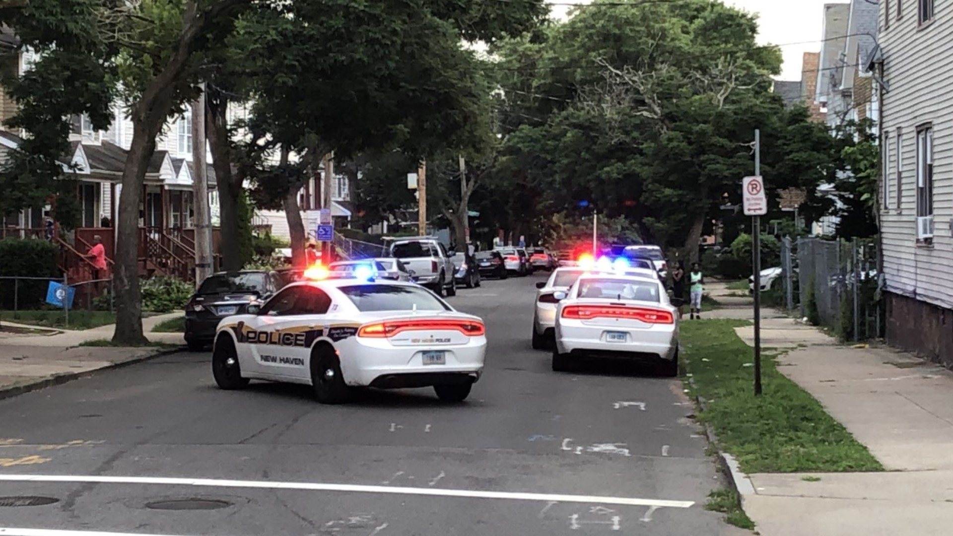 2 muertos en 4 diferentes tiroteos en New Haven | CT en Vivo