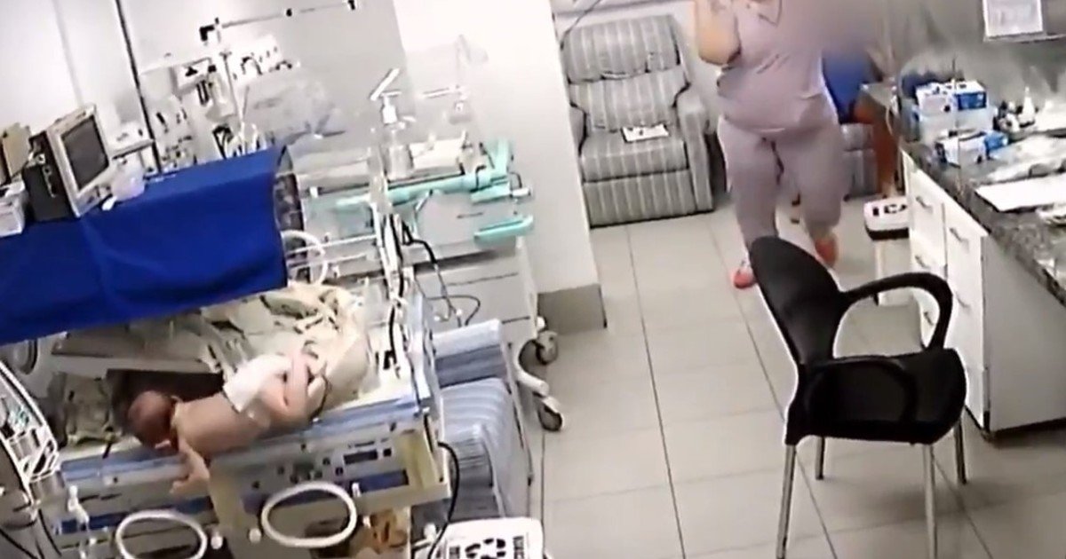 Video: el terrorífico momento en que una bebé se cae de la incubadora - Clarín