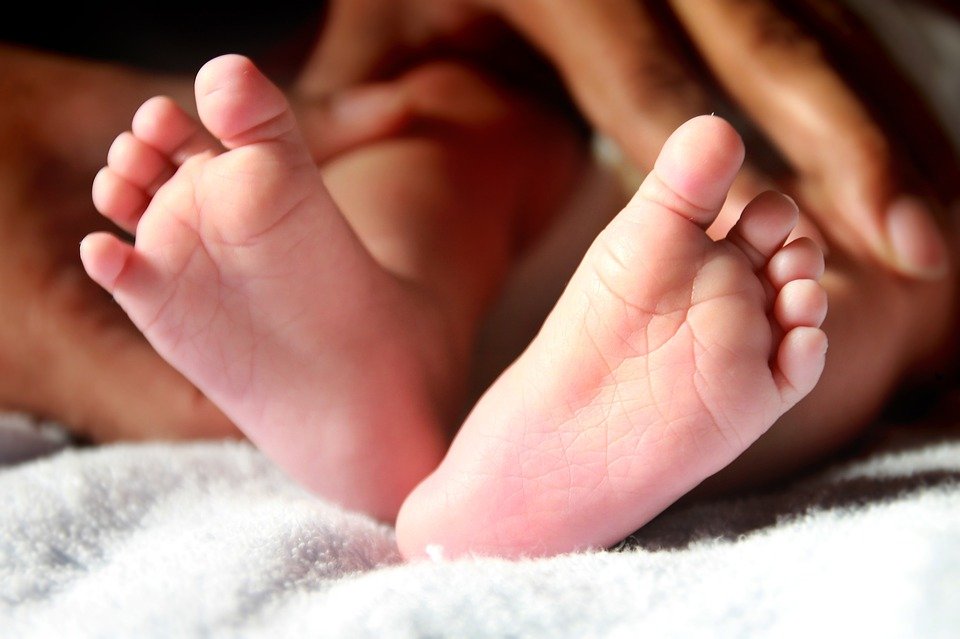 Pies Del Bebé Recién Nacido La - Foto gratis en Pixabay