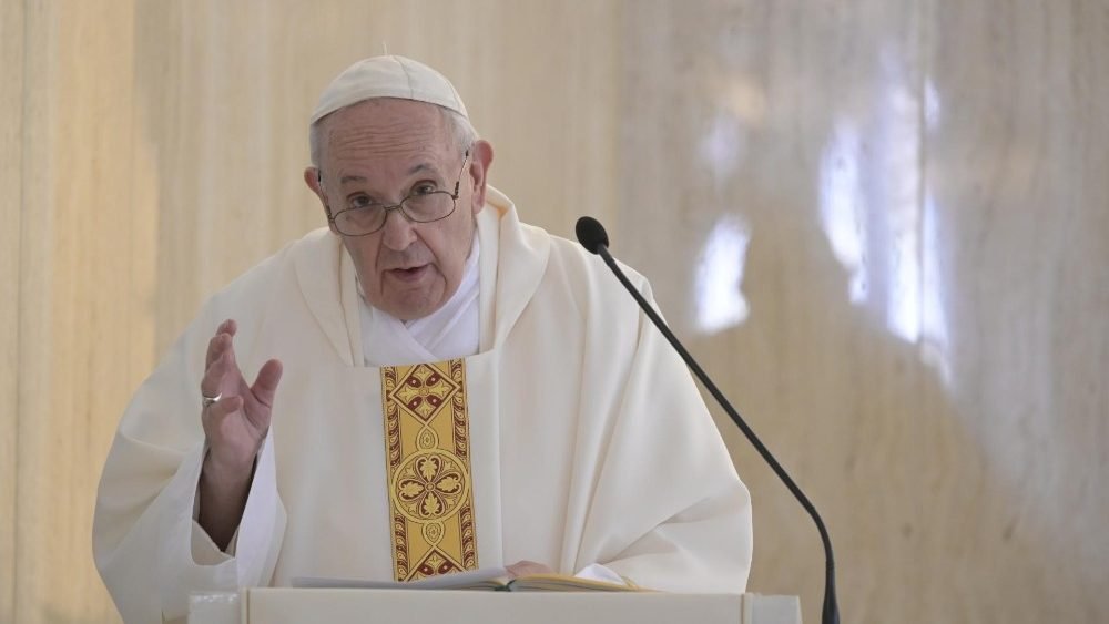 El Papa: “La esclavitud de hoy lleva al hombre a vivir con la dignidad pisoteada” - Vatican News