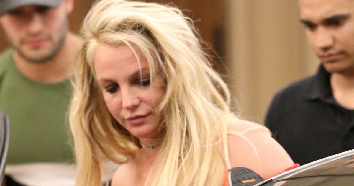 Se filtraron fotos de Britney Spears al salir del psiquiátrico - Clarín