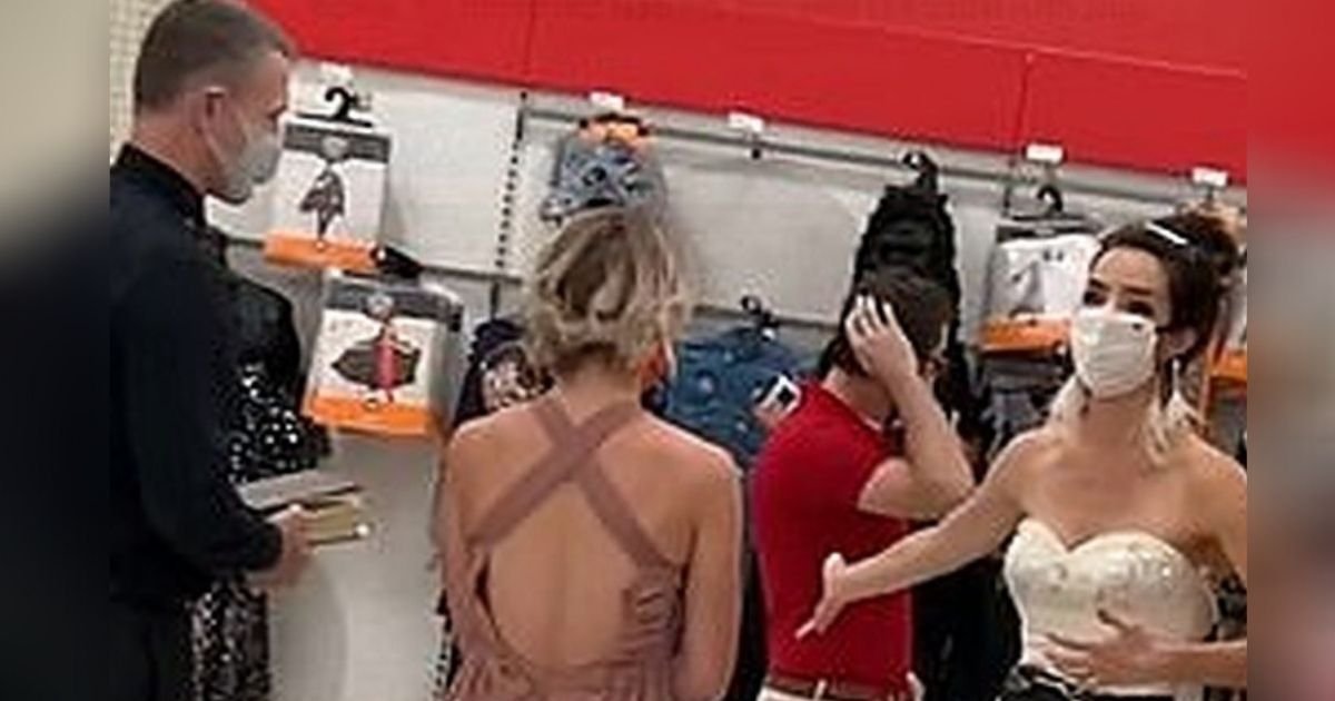 diseno sin titulo 36.jpg?resize=412,275 - Mujer Llegó Vestida De Novia Y Con Un Cura Al Trabajo De Su Novio Para Lanzarle Un Ultimátum (VIDEO)