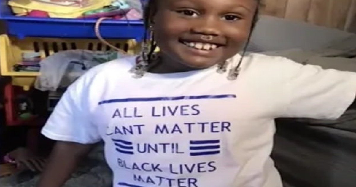 e18486e185aee1848ce185a6 2020 10 12t013725 726.jpg?resize=1200,630 - Mother Claims 6-Year-Old Daughter Was Kicked Out Of Daycare Center For Wearing BLM T-Shirt