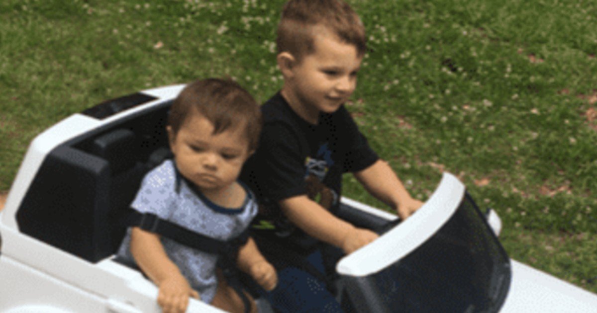 e18486e185aee1848ce185a6 25.jpg?resize=412,275 - Brothers Trapped In A Hot Car As Temperatures Inside Reached Over 135F