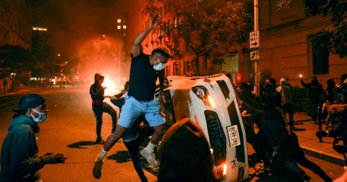 e18486e185aee1848ce185a6 41 1.jpg?resize=412,275 - Rioters, Looters And Vandals Could Be Stripped Of Unemployment Benefits Under New Bill