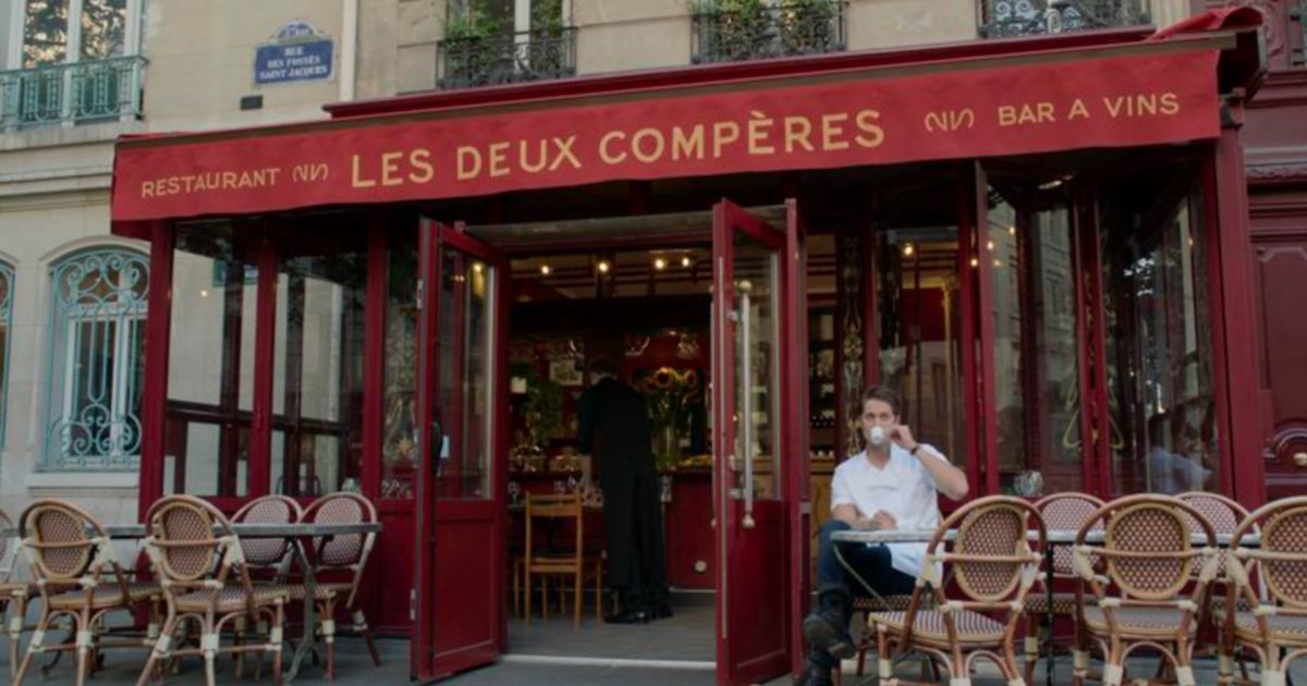 emily in paris.png?resize=1200,630 - Les fans de la série Emily in Paris peuvent se rendre dans le restaurant de Gabriel pour de vrai