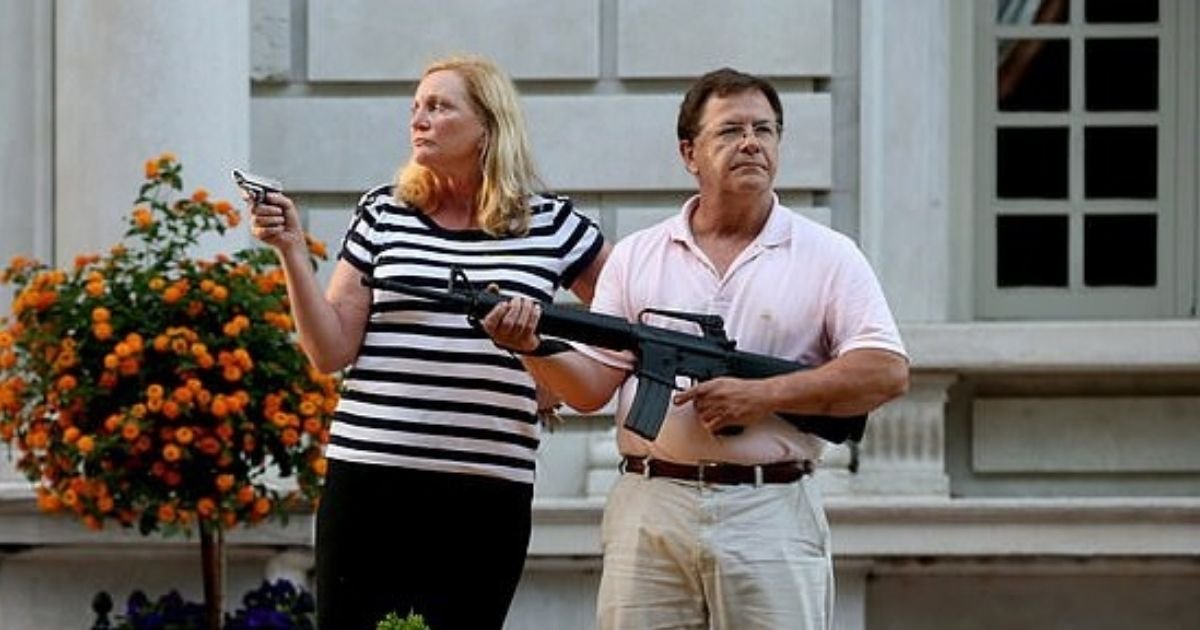 lawyercouple5.jpg?resize=412,232 - Lawyer Couple Who Pointed Guns At BLM Protesters Pleaded Not Guilty To Charges