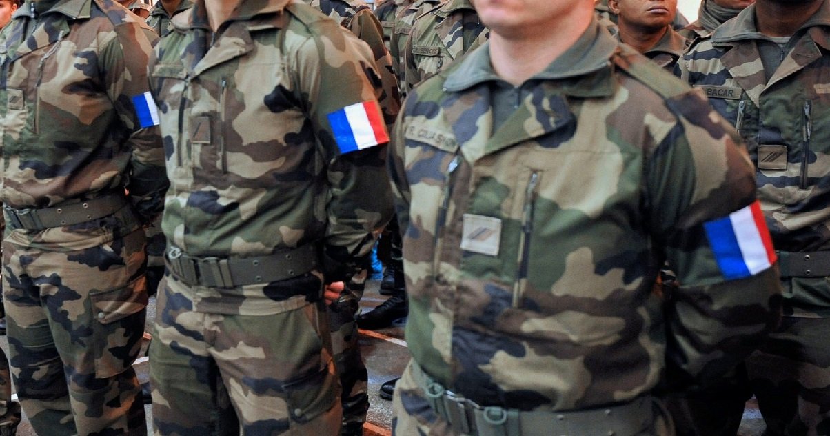 militaire.jpg?resize=412,275 - Éric Dupond-Moretti favorable à un encadrement militaire pour les mineurs délinquants