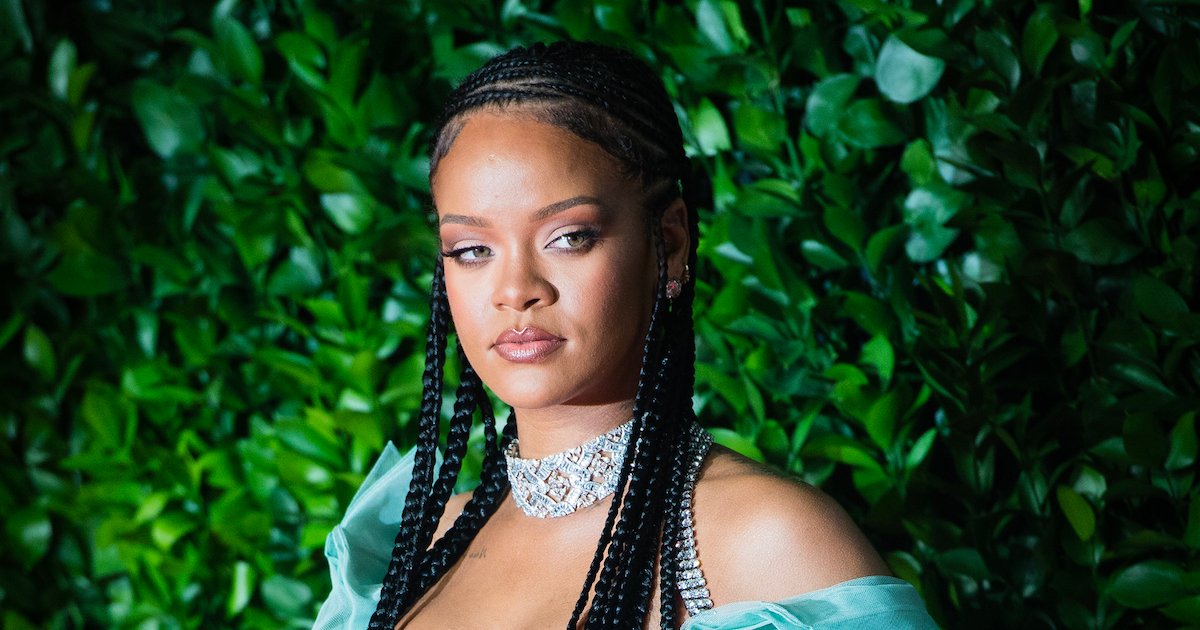 rihanna.png?resize=1200,630 - Le défilé de lingerie de Rihanna fait polémique à cause d’un remix d’un texte sacré islamique