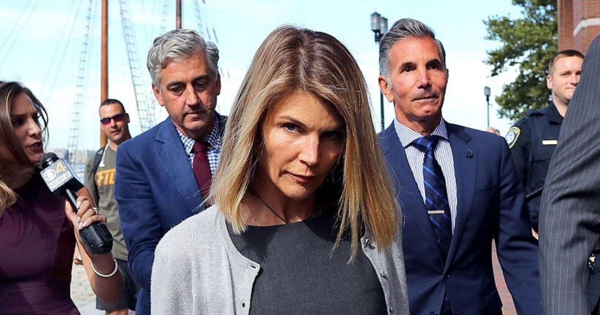 untitled design 1 28.jpg?resize=412,275 - Lori Loughlin Reports To Prison To Start Her 2-Month Sentence Over College Admissions Scandal