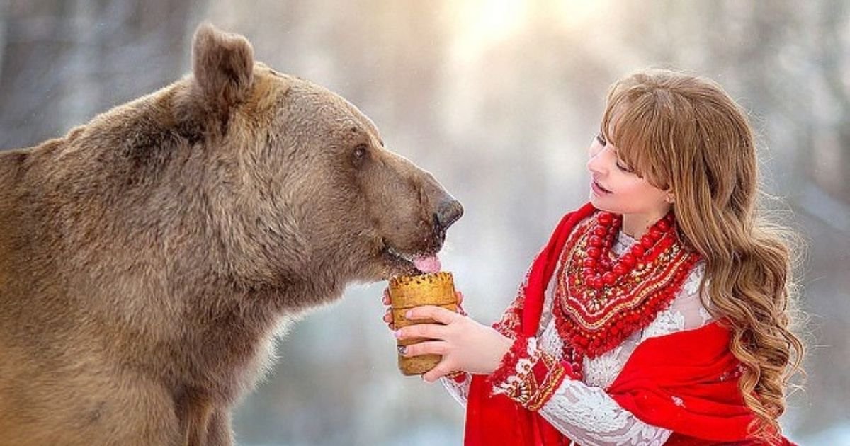 untitled design 10 1.jpg?resize=412,232 - Abandoned Bear Becomes A Model After Being Rescued By Humans