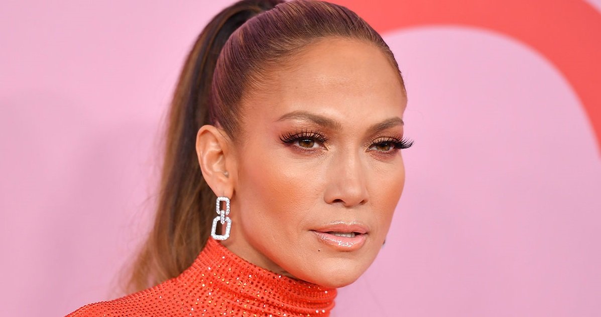 10 jlo.jpg?resize=412,232 - Jennifer Lopez a fait une petite dépression à cause du coronavirus