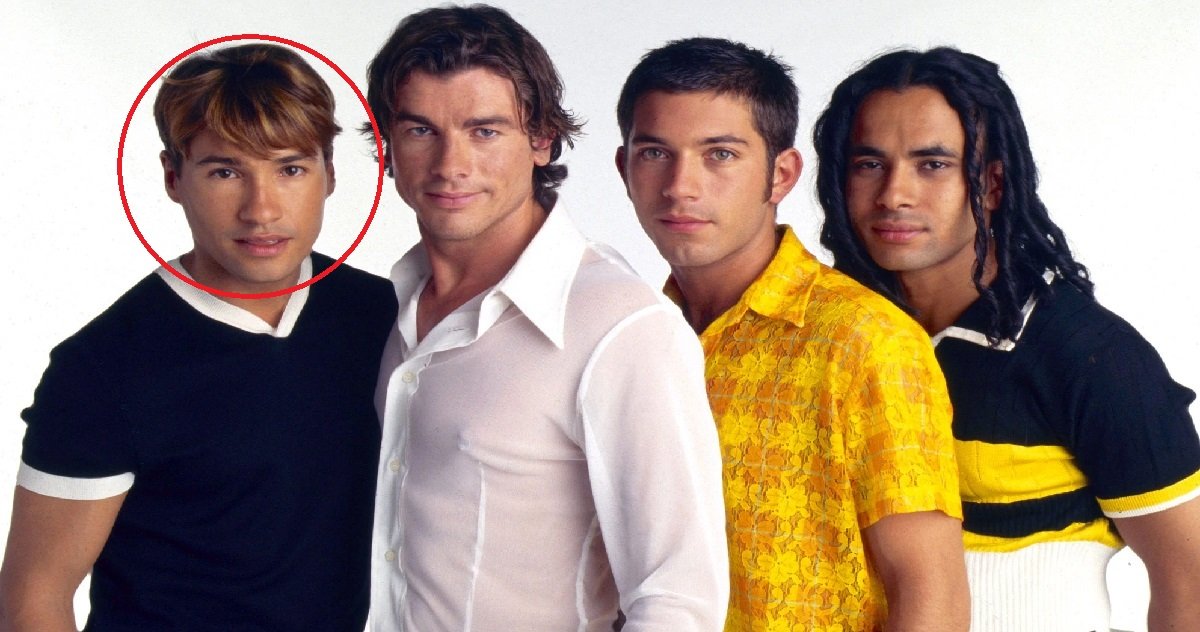 13 wa.jpg?resize=412,232 - Mais au fait, que devient Nathan Moore, le chanteur des "Worlds Apart" ?