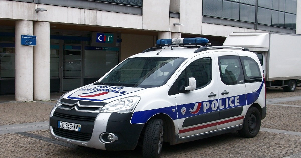 3 nancy.jpg?resize=412,232 - Nancy: un individu de 18 ans a été interpellé avec deux couteaux près d'un lycée