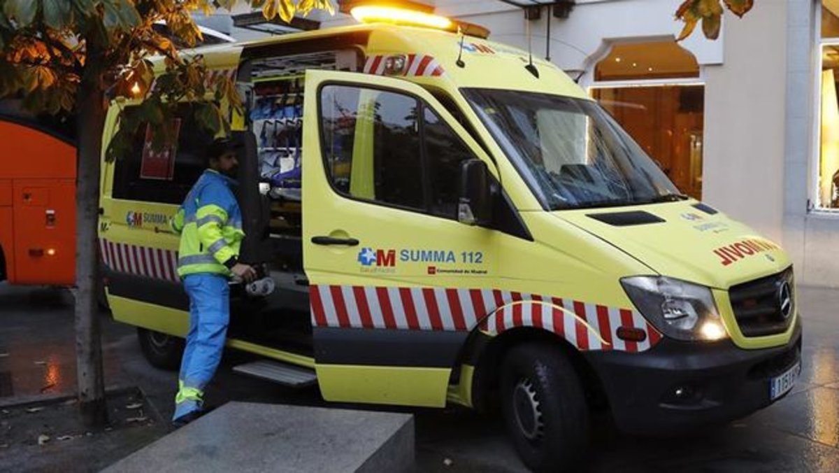 Madrid: Sanidad aumenta a 83 las ambulancias con dos técnicos
