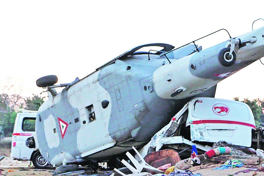 Trece muertos en un accidente de helicóptero tras sismo en México - La Tercera