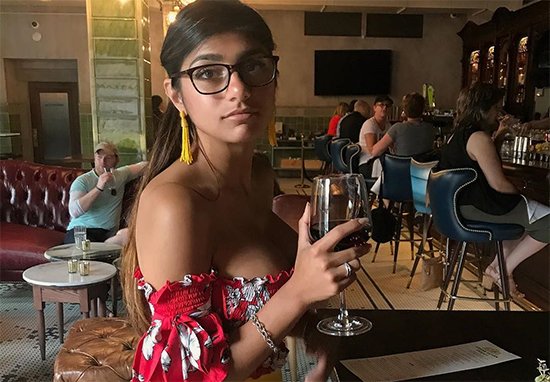 footballer shuts Mia Khalifa