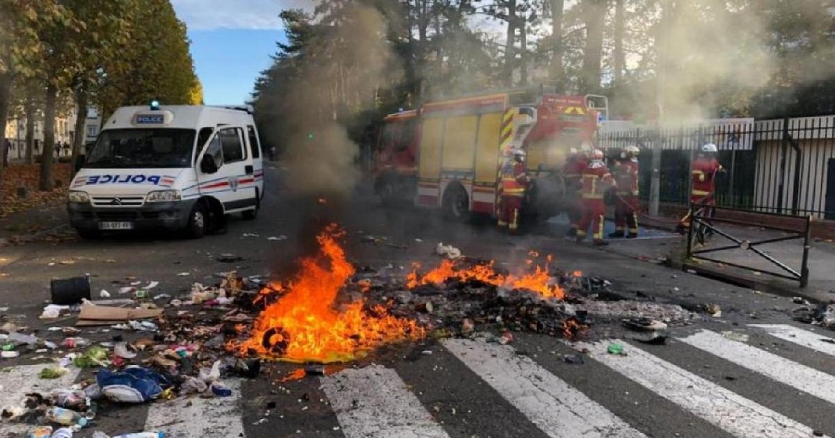 4 police.jpg?resize=412,275 - Compiègne: des jeunes ont bloqué un lycée puis ont attaqué la police