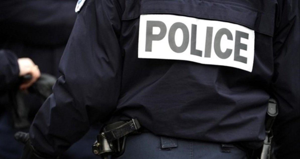 8 police.jpg?resize=412,275 - Seine-Saint-Denis: le domicile d'un maire a été tagué avec des croix gammées